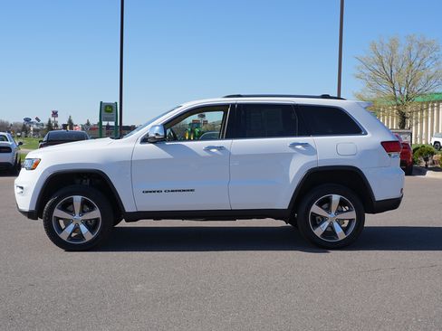 Used 2021 Jeep Grand Cherokee Limited AWD/4WD image 6