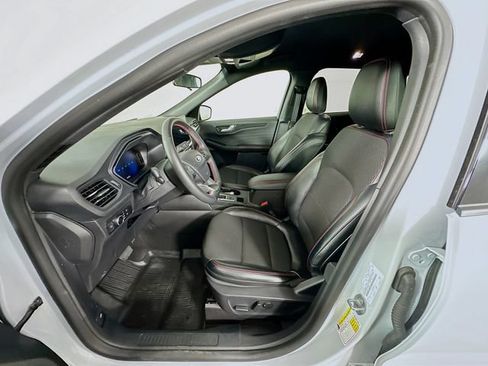 Certified 2025 Ford Escape ST-Line w/ Equipment Group 301A FWD image 28