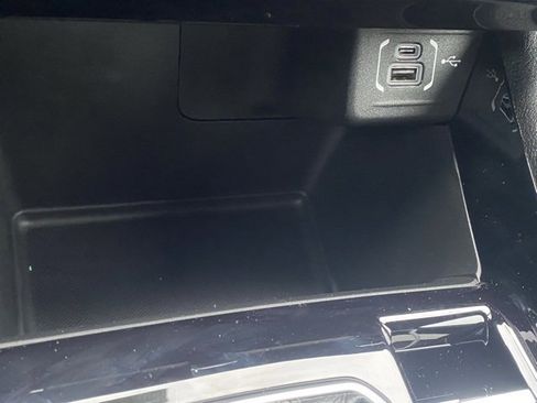 New 2026 Jeep Compass Limited image 23