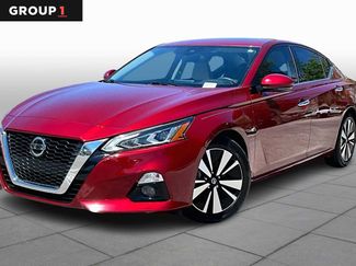 Used 2022 Nissan Altima 2.5 SL video 1