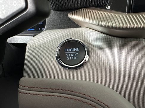 Certified 2025 Ford Explorer Active w/ Active Comfort Package image 23