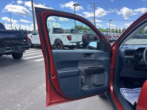 Certified 2024 Ford Maverick Lariat w/ Black Appearance Package FWD image 22