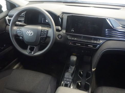 Used 2025 Toyota Camry LE FWD image 23