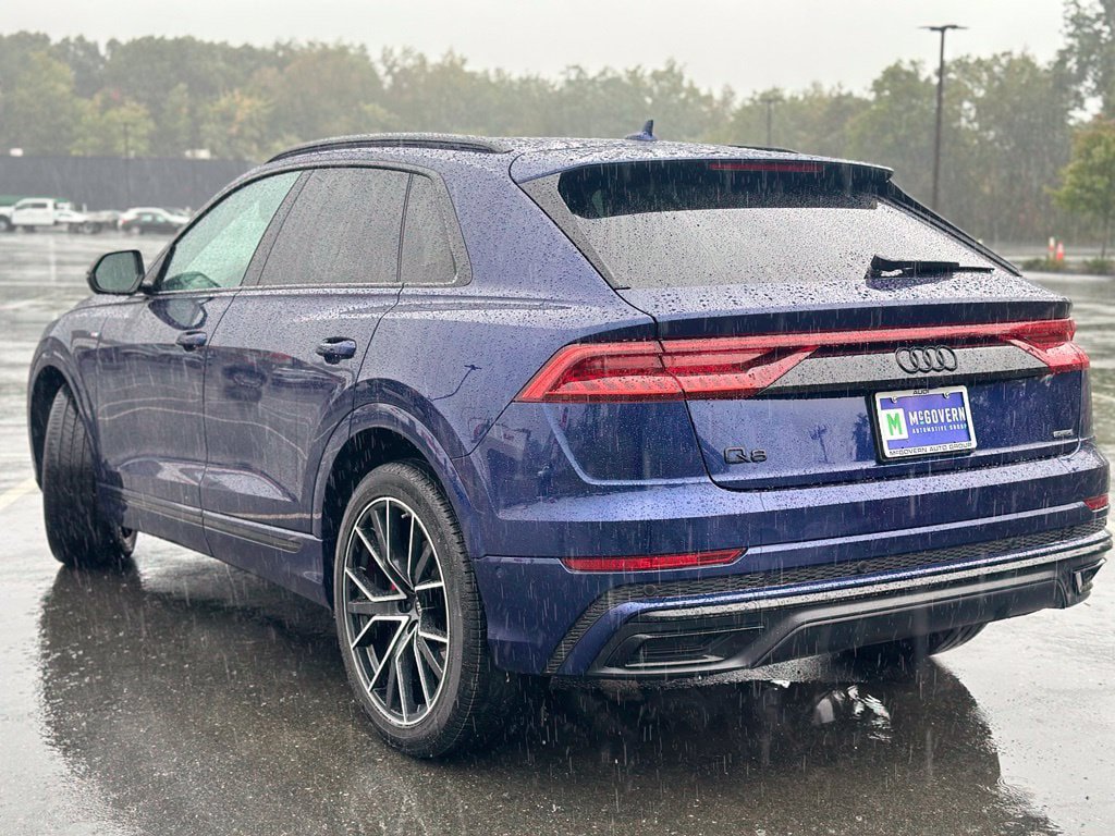 Used 2023 Audi Q8 Prestige w/ Prestige Package AWD/4WD image 3