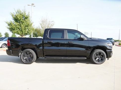 New 2026 RAM 1500 Express AWD/4WD image 10