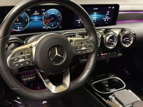 Used 2023 Mercedes-Benz CLA 250 4MATIC image 25