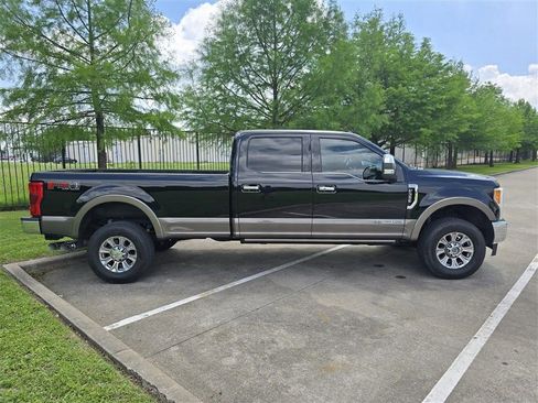 Used 2018 Ford F350 King Ranch w/ King Ranch Ultimate Package AWD/4WD image 7