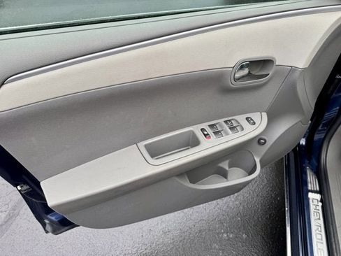 Used 2009 Chevrolet Malibu LT w/ HFV6 Engine Package image 20