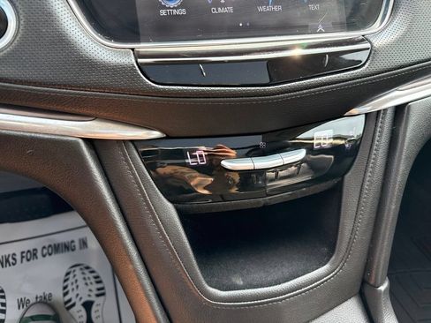 Used 2017 Cadillac XT5 Premium Luxury AWD/4WD image 37