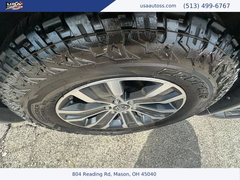 Used 2020 Nissan Armada SL w/ Premium Package image 32