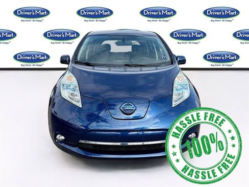 Used 2017 Nissan Leaf SL w/ Premium Package FWD image 2