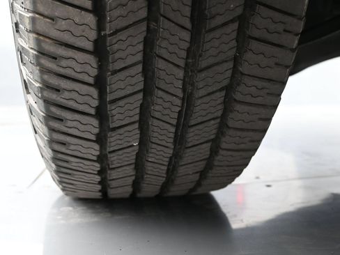 Used 2021 Ford Expedition XLT RWD image 19