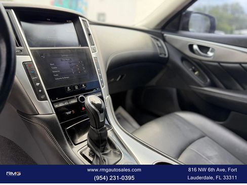 Used 2020 INFINITI Q50 Luxe RWD image 17