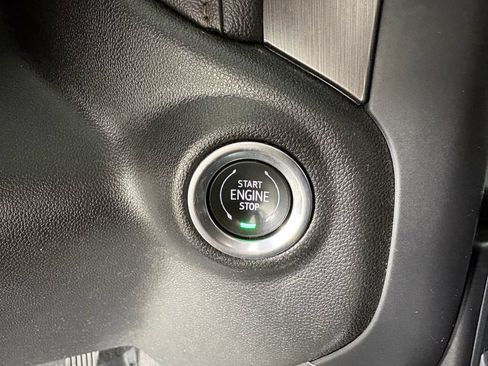 Used 2020 GMC Sierra 1500 AT4 w/ AT4 Premium Package AWD/4WD image 22