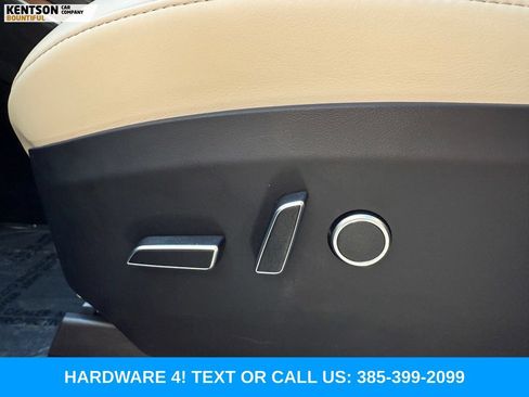 Used 2023 Tesla Model X AWD/4WD image 29