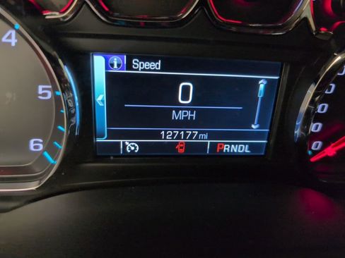 Used 2018 GMC Yukon SLE w/ SLE Value Package image 25