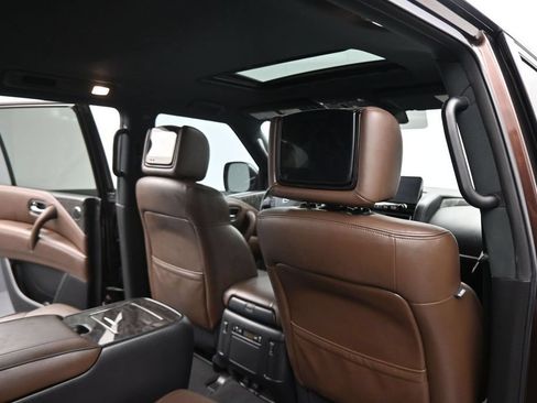 Used 2021 Nissan Armada Platinum w/ Captain's Chairs Package RWD image 7