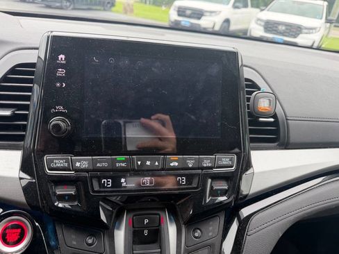 Used 2024 Honda Odyssey Touring image 17