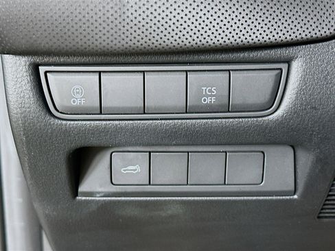 Used 2025 MAZDA CX-50 AWD 2.5 S w/ Premium Package image 17