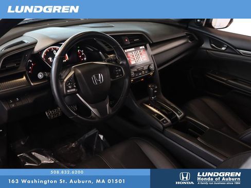 Used 2018 Honda Civic Sport Touring image 8