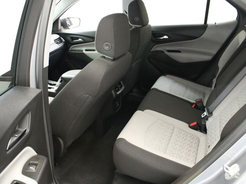 Used 2024 Chevrolet Equinox LS w/ LS Convenience Package AWD/4WD image 24
