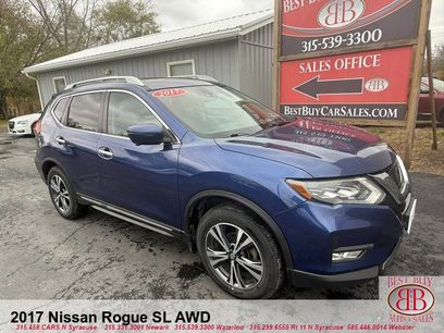 Used 2017 Nissan Rogue SL w/ SL Premium Package