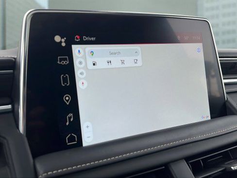 Used 2023 GMC Yukon XL SLT w/ SLT Luxury Package image 17