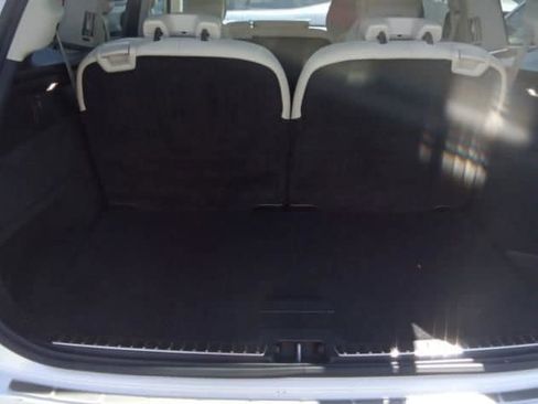 Used 2023 Volvo XC90 T8 Plus w/ Protection Package Premier image 24