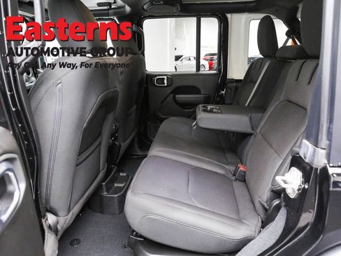 Used 2023 Jeep Wrangler Unlimited w/ Dual Top Group image 24