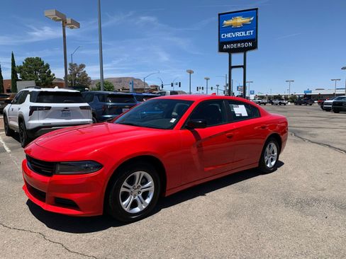 Used 2023 Dodge Charger SXT RWD image 1