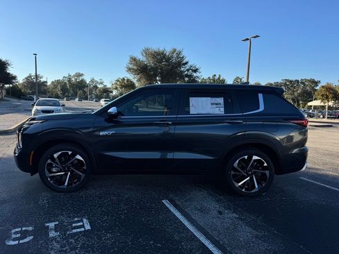 New 2025 Mitsubishi Outlander SE AWD/4WD image 4