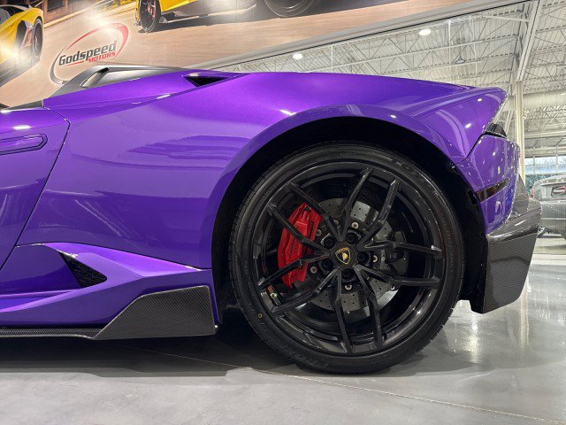 Used 2017 Lamborghini Huracan LP 610-4 AWD/4WD image 25