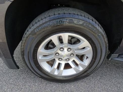 Used 2016 Chevrolet Tahoe LT image 40