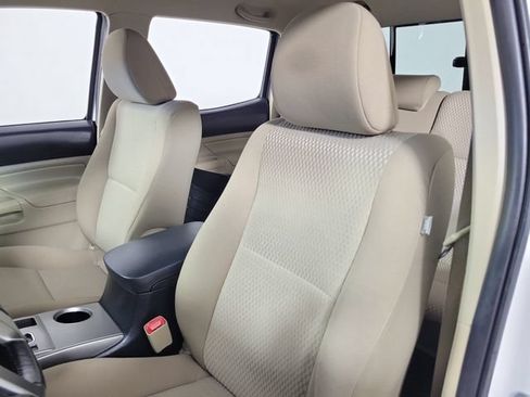 Used 2013 Toyota Tacoma PreRunner w/ SR5 Pkg RWD image 20