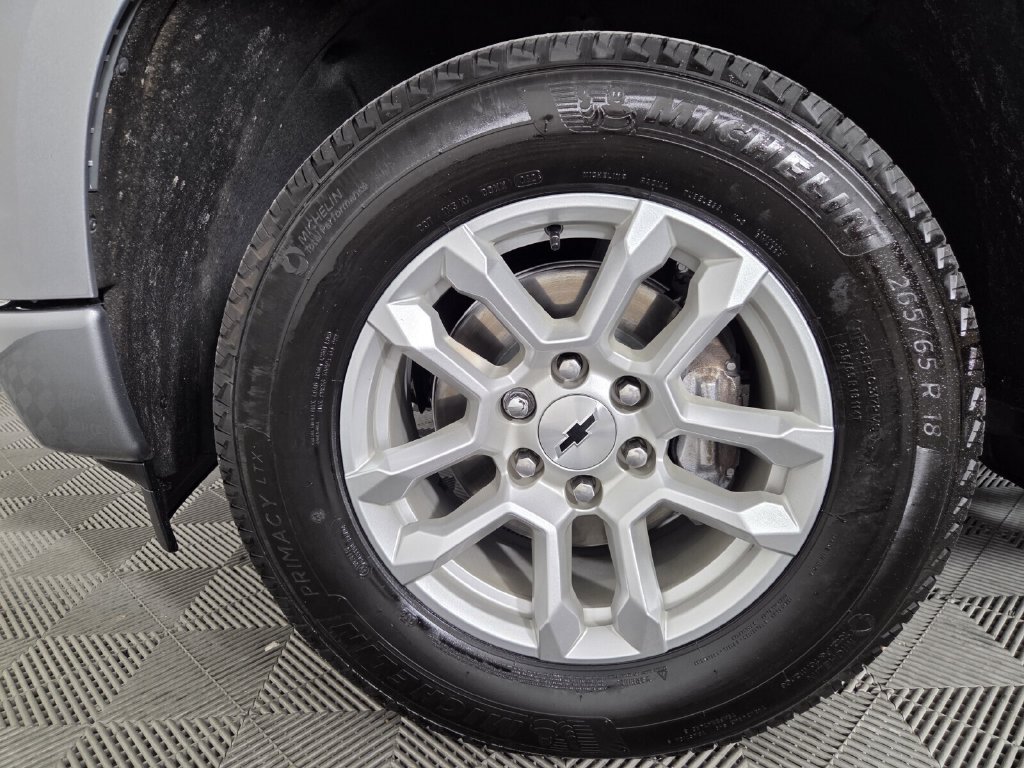 Used 2024 Chevrolet Silverado 1500 RST RWD image 7