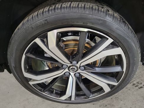 Used 2022 Volvo XC60 B6 R-Design w/ Advanced Package AWD/4WD image 10