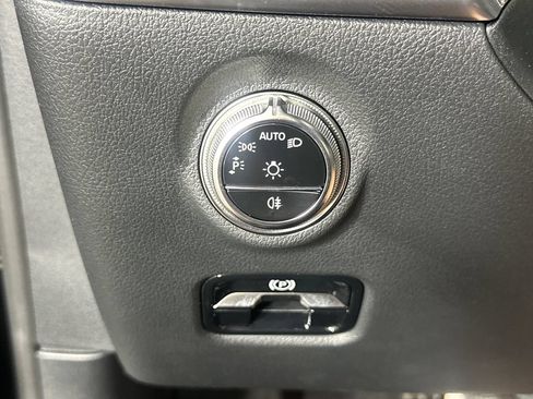 Certified 2026 Mercedes-Benz C 43 AMG 4MATIC Sedan image 33