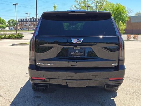 Used 2026 Cadillac Escalade Sport w/ Touring Package AWD/4WD image 14