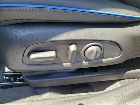 New 2026 Buick Envista Sport Touring w/ Convenience I Package FWD image 17