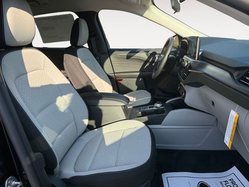 New 2026 Ford Escape Active image 22