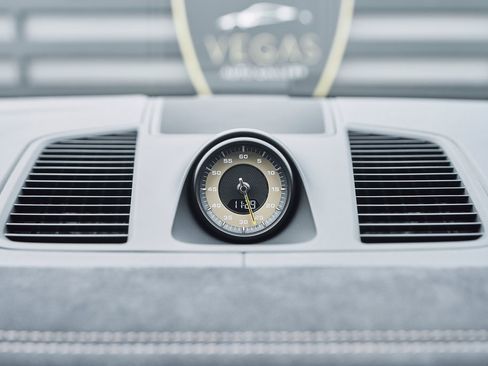 Used 2022 Porsche Cayenne Turbo GT image 77