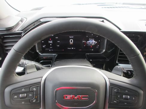 New 2026 GMC Sierra 1500 SLT w/ SLT Premium Package image 18