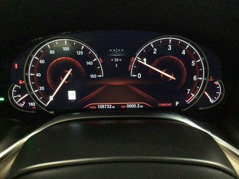 Used 2018 BMW 740i RWD image 18
