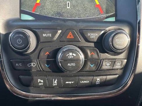 Used 2018 Dodge Durango SRT w/ SRT Interior Appearance Group AWD/4WD image 26