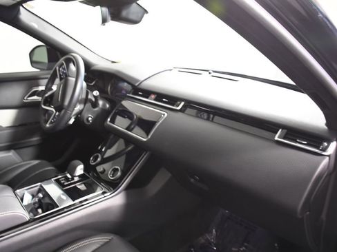 Used 2023 Land Rover Range Rover Velar R-Dynamic S image 19