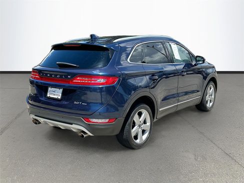 Used 2017 Lincoln MKC Premiere image 7