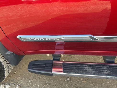 Used 2024 Chevrolet Silverado 3500 High Country w/ High Country Premium Package image 32