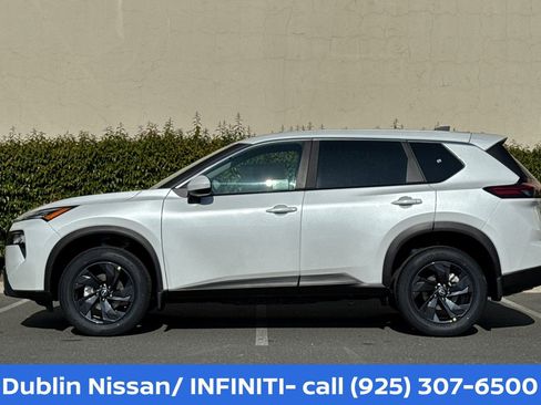 New 2026 Nissan Rogue SV w/ Cold Weather Package FWD image 7