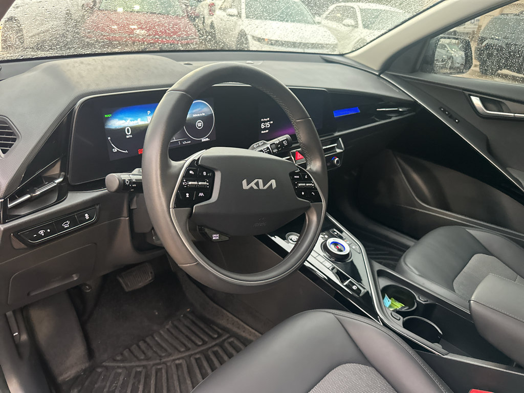Used 2023 Kia Niro Wind FWD image 12