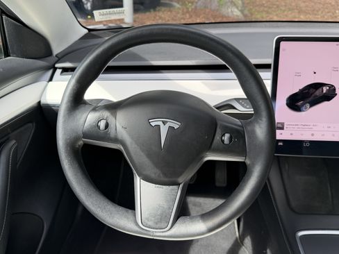 Used 2022 Tesla Model 3 Long Range AWD/4WD image 29